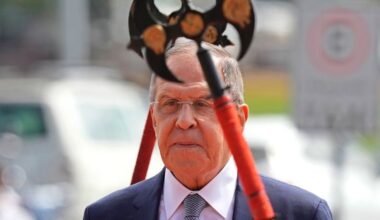 Lavrovs draud Somijai un Zviedrijai ar Ukrainas likteni: Krievijas 1997. gada prasības NATO joprojām ir spēkā