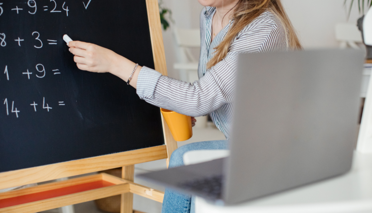 Pedagogu algu celšanas grafiku plāno atsākt īstenot no 2027. gada