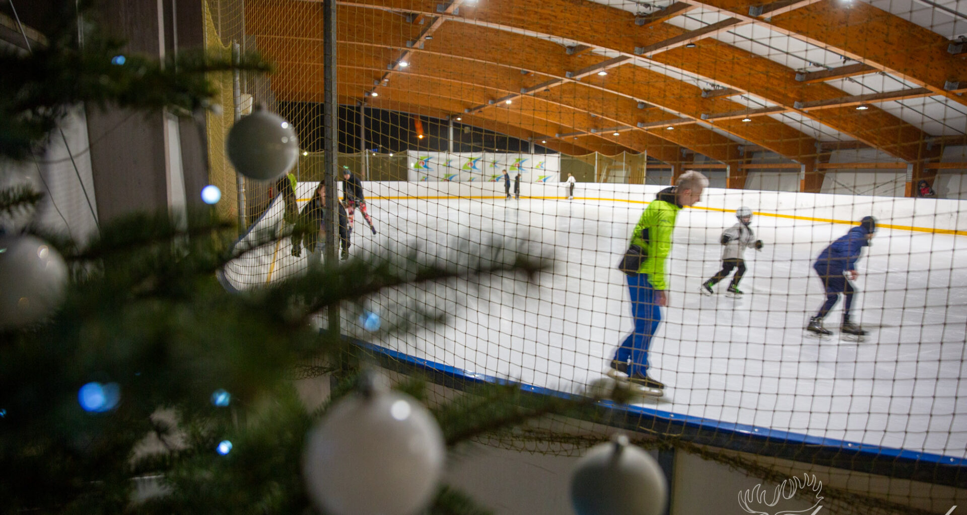 Svētku brīvdienās aktīvās atpūtas cienītājiem pieejami 27 publiskās slidošanas seansi