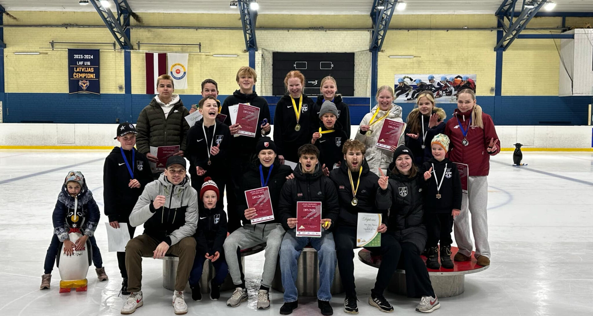 JLSS šorttrekistiem Latvijas čempionātā 11 medaļas