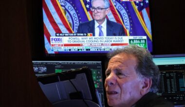 Procentu cirpšana ekonomisko un politisko strīdu labirintā - Investoru Klubs