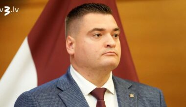 Ratnieks aptur lēmumprojektu par “Rīgas namu pārvaldnieka” pārdošanu