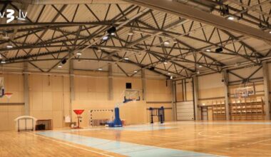 Aūksnes Sporta skola saņēmusi 20 tūkstošu eiro atbalstu no Latvijas Basketbola savienības