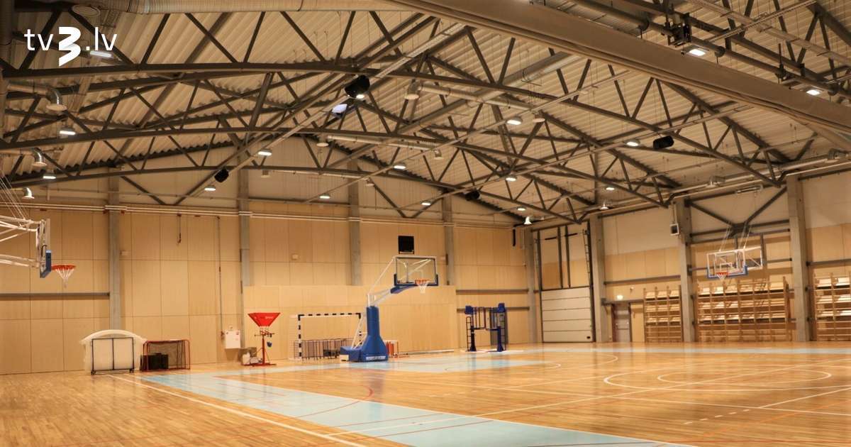 Aūksnes Sporta skola saņēmusi 20 tūkstošu eiro atbalstu no Latvijas Basketbola savienības