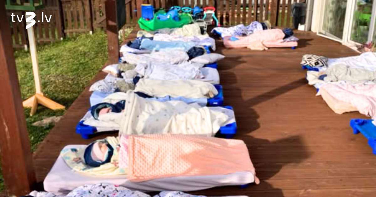 Internetu “uzspridzina” foto ar bērnudārzniekiem, kuri ziemā diendusē uz terases