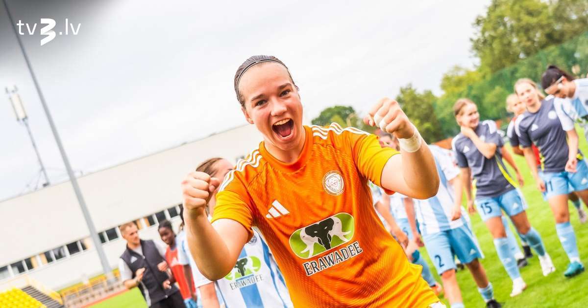 Latvijas izlases vārtsardze Strazdiņa nākamsezon spēlēs Zviedrijas augstākajā līgā
