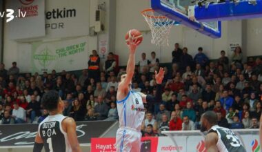 Blumberga Izmiras “Petkim Spor” Turcijas Superlīgas mačā piekāpjas “Besiktas”