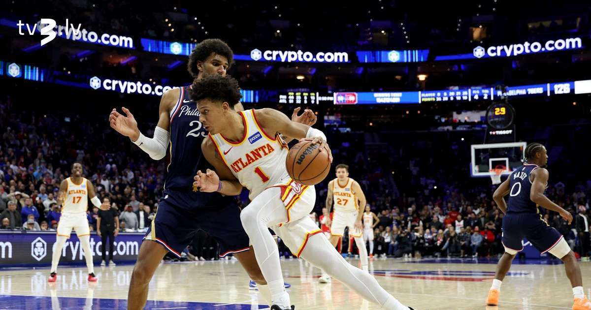 VIDEO: Trakais basketbola vakars Filadelfijā - "Hawks" bez Porziņģa otrajā pagarinājumā uzvar "76ers" - tv3.lv