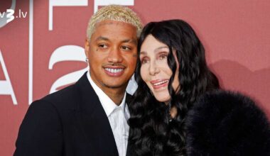 Šēra pošas kāzām ar 40 gadus jaunāko draugu Aleksandru