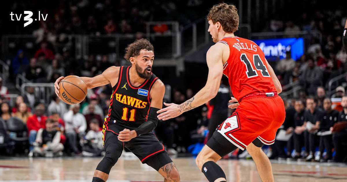 Rezultatīvā Janga atgriešanās spēlē “Hawks” pēdējās sekundēs zaudē “Bulls”