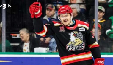 Tralmaks pielabo metienu un gūst savus 11. vārtus AHL sezonā