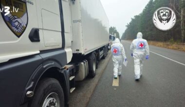 Ukraina no Krievijas atguvusi 1003 cilvēku mirstīgās atliekas