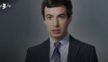 Komiķis Neitans Fīlders, kuram ir izglītība biznesā, palīdz uzņēmumiem izvairīties no bankrota