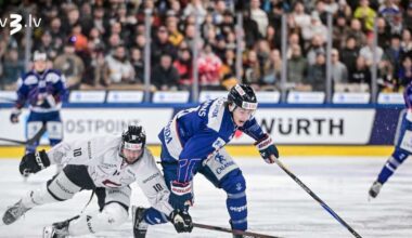 Laviņš ar NCAA komandu uzvar Dzierkala Prāgas “Sparta” un iekļūst Špenglera kausa finālā