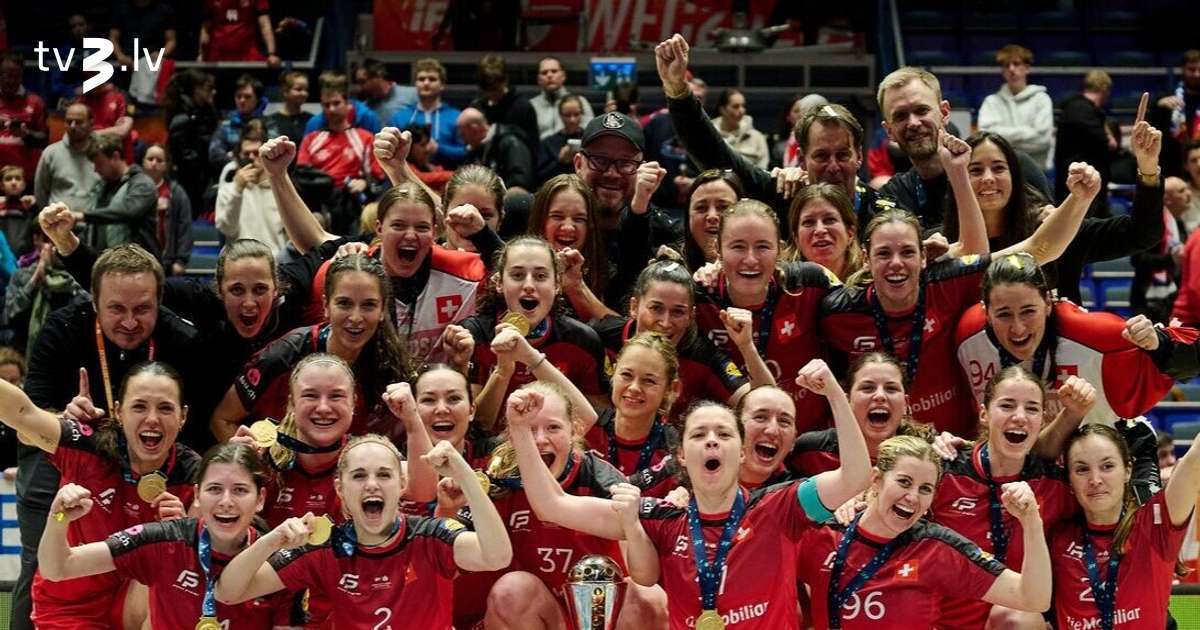 Šveices florbolistes pēc 20 gadu pārtraukuma kļūst par pasaules čempionēm