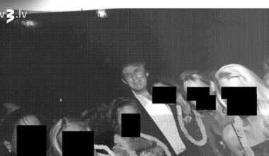 Kompānijā Tramps, Klintons, Geitss: publiskoti jauni seksa noziedznieka Epstīna lietas foto