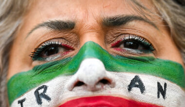 Tramps apgalvo, ka protestu pārņemtā Irāna izteikusi vēlmi par sarunām ar ASV / Diena