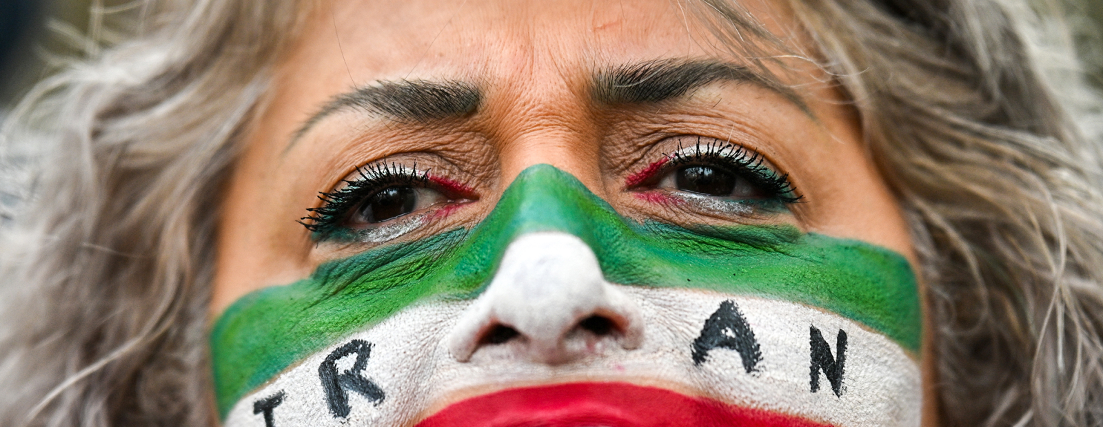 Tramps apgalvo, ka protestu pārņemtā Irāna izteikusi vēlmi par sarunām ar ASV / Diena