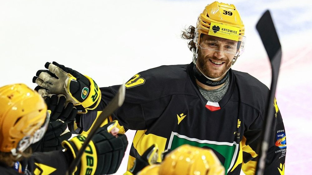 Cibuļskim un Feceram par Kontinentālā kausa bronzu būs jācīnās pret Polijas klubu – Hokejs – Sportacentrs.com