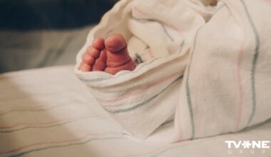 Publicēti 2025. gada populārākie jaundzimušo meiteņu un zēnu vārdi