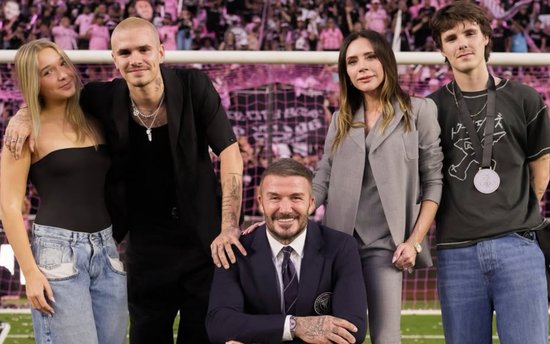 Šķelšanās Bekhemu ģimenē turpinās: Bruklins Bekhems soctīklos bloķējis visus radiniekus Šķelšanās Bekhemu ģimenē turpinās: Bruklins Bekhems soctīklos bloķējis visus radiniekus