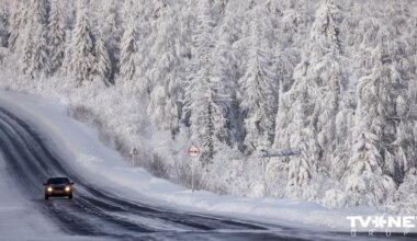 Sniegs un apledojums daudzviet apgrūtina braukšanu - TVNET
