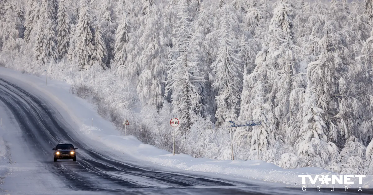 Sniegs un apledojums daudzviet apgrūtina braukšanu - TVNET