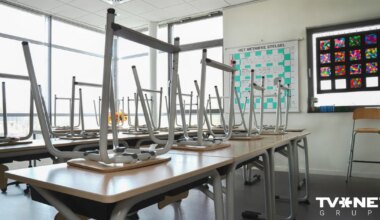 Skolas, kurās ir problēmas ar pāreju uz mācībām latviešu valodā, tiks "ņemtas zem lupas"