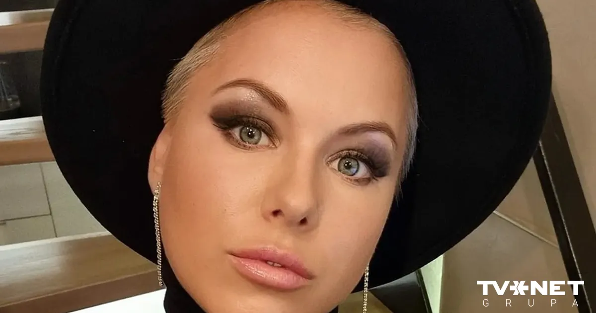 FOTO ⟩ Liene Greifāne publicē drosmīgus foto bodijā un apgalvo: "Dzīve pēc 40 nebeidzas!"