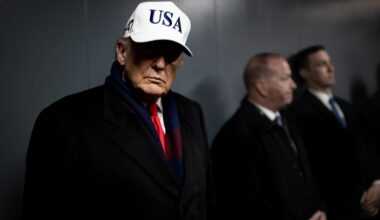 Tramps uzliek muitas tarifu valstīm, kas tirgojas ar Irānu