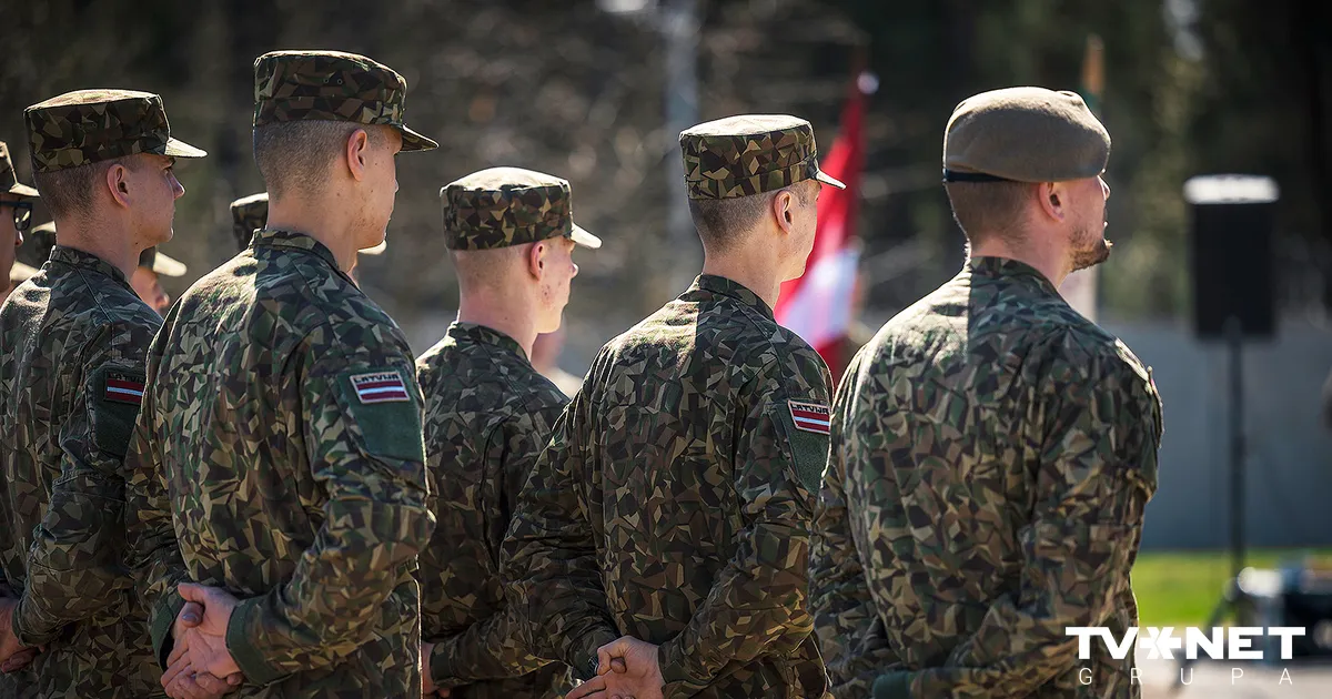 Vasarā VAD obligāti iesauks 400 jauniešus - Apollo.lv