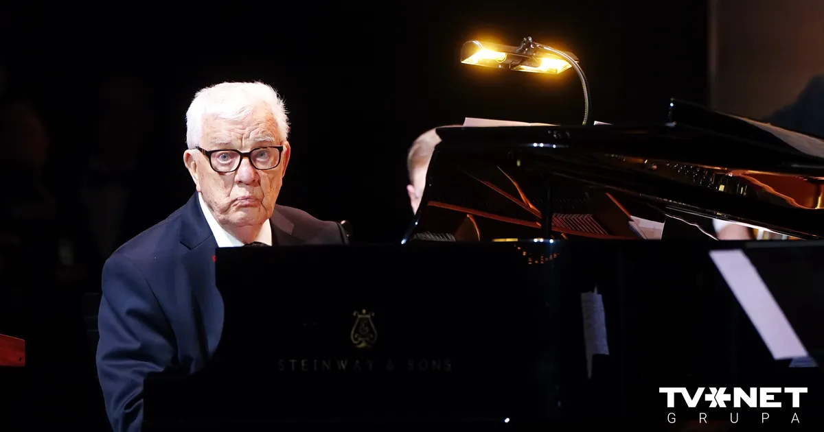 Pasākuma "Manai dzimtenei" organizatori respektē Raimonda Paula viedokli – maina nosaukumu