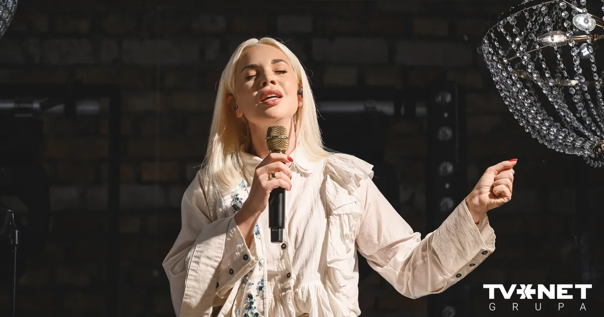 Artūrs Brunavs apstiprina - viņa laulība ar Samantu Tīnu ir oficiāli šķirta