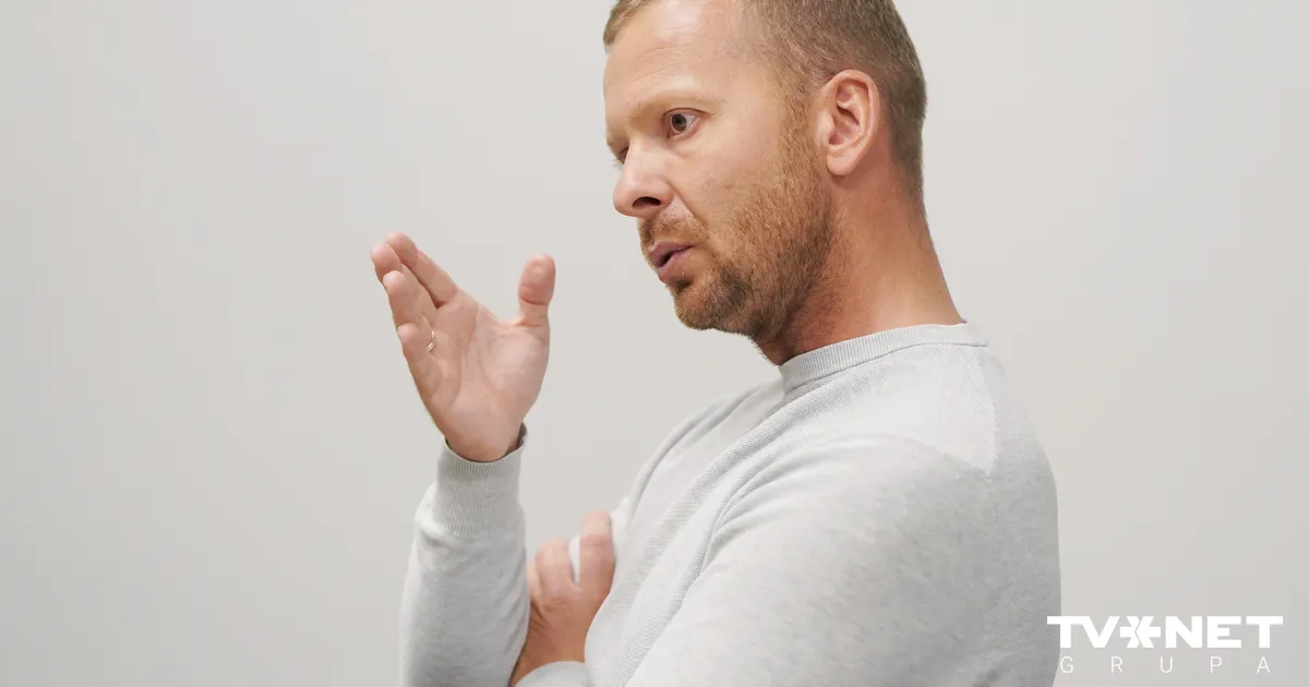 Rosļikovs uzskata, ka brīdinājums "Stabilitātei!" ir izrēķināšanās ar partiju