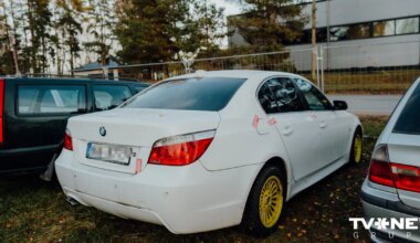 Ukrainai nodos 21 konfiscētu automašīnu