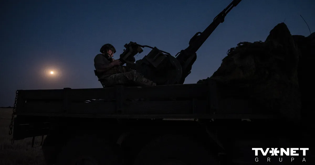 Ukrainā diennakts laikā iznīcināti 1060 iebrucēji