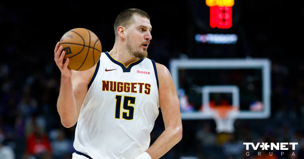 Jokičs atgriešanās spēlē gūst 31 punktu