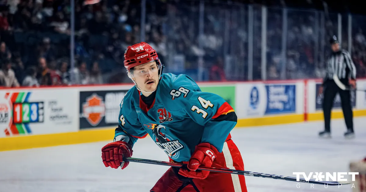 Tralmaks gūst vārtus AHL mačā