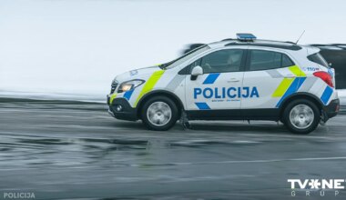 Valmierā pašvaldības policijai par 245 000 eiro iegādāti trīs jauni auto