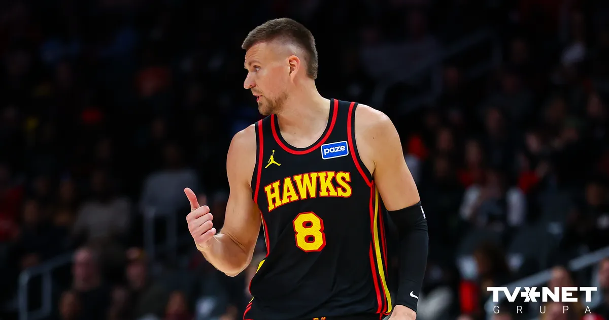 Porziņģa atgriešanās spēlē "Hawks" pārtrauc zaudējumu sēriju