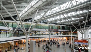 Varšavas lidostā aizturēts ukrainis ar signālu slāpēšanas ierīci