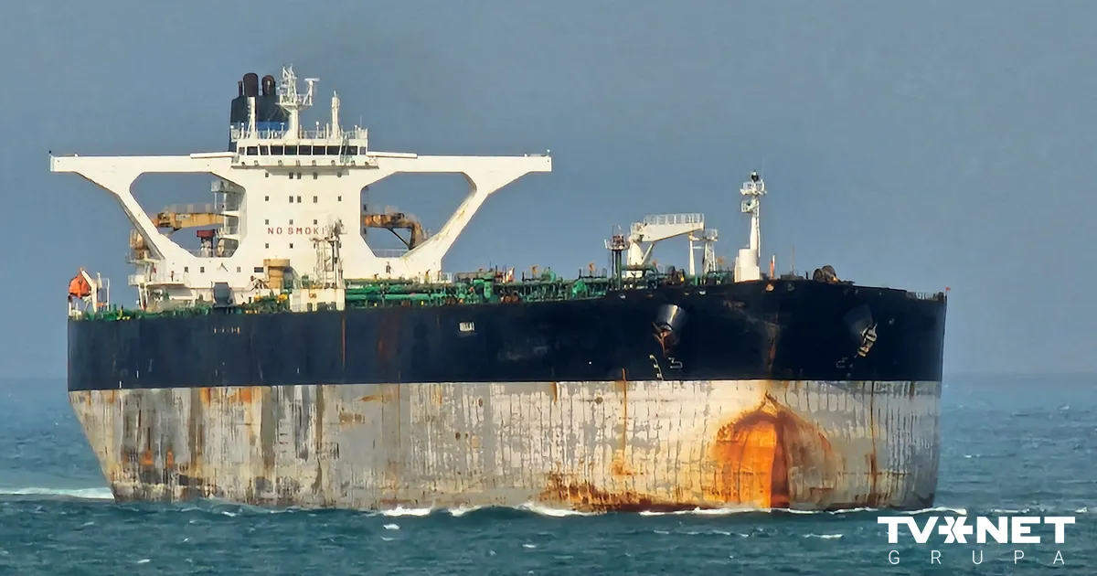 ASV plāno sagrābt zem Krievijas karoga kuģojošo tankkuģi, kas bēg no Venecuēlas