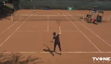 VIDEO ⟩ Absurda tenisa spēle – iesācēja tiek apkaunota profesionālās sacensībās
