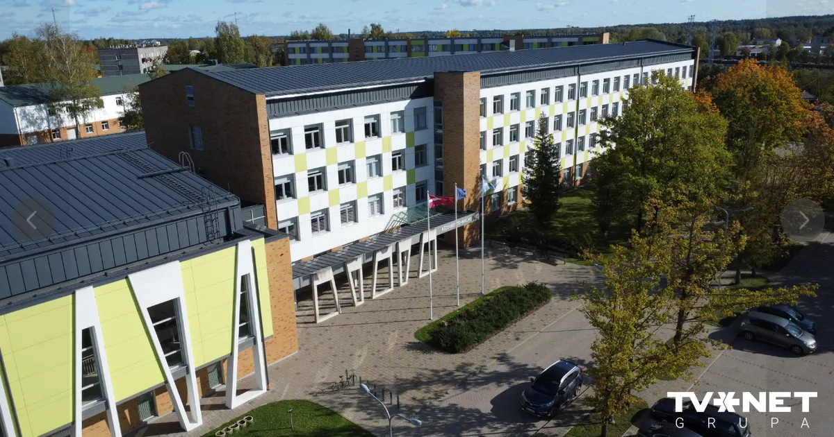 Pārkāpumi finansēs un grāmatvedībā. No amata atbrīvo Rēzeknes tehnikuma direktori