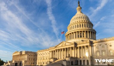 ASV Senāts apstiprinājis rezolūciju, kas aizliedz Trampam turpināt karadarbību Venecuēlā bez Kongresa piekrišanas