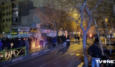 Irānas lielākajās pilsētās turpinās plaši protesti pret islāmisko režīmu