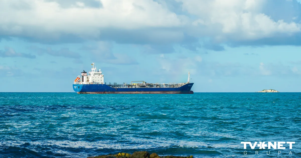 Vismaz 11 ASV sankcionētie tankkuģi ar Venecuēlas naftu izvairījušies no blokādes