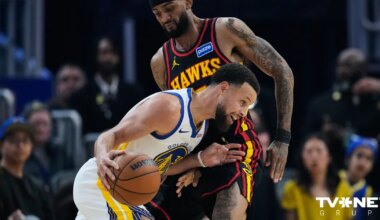 "Hawks" bez Porziņģa uzveic "Warriors" ar Kariju priekšgalā - Apollo.lv