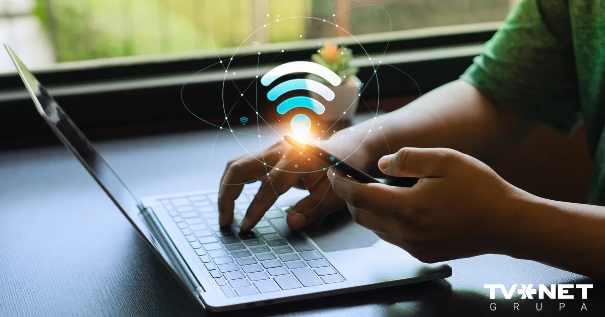 Noskaidrots vidējais interneta lietotāju skaits Latvijā pērn