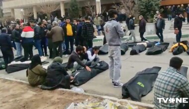 "Cilvēki var tikai skandēt saukļus un nomirt." Izskan liecības par vardarbīgo protestu apspiešanu Irānā